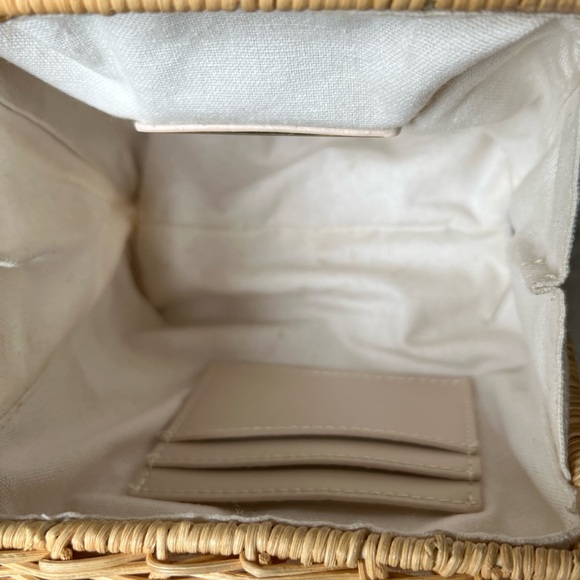 Mini Straw / Rattan Bag with Pearl Handle by Antik Kraft - Picture 11 of 16